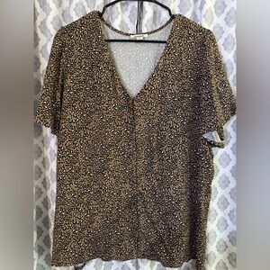 Goodthreads Leopard Print V-Neck Button Blouse 2XL